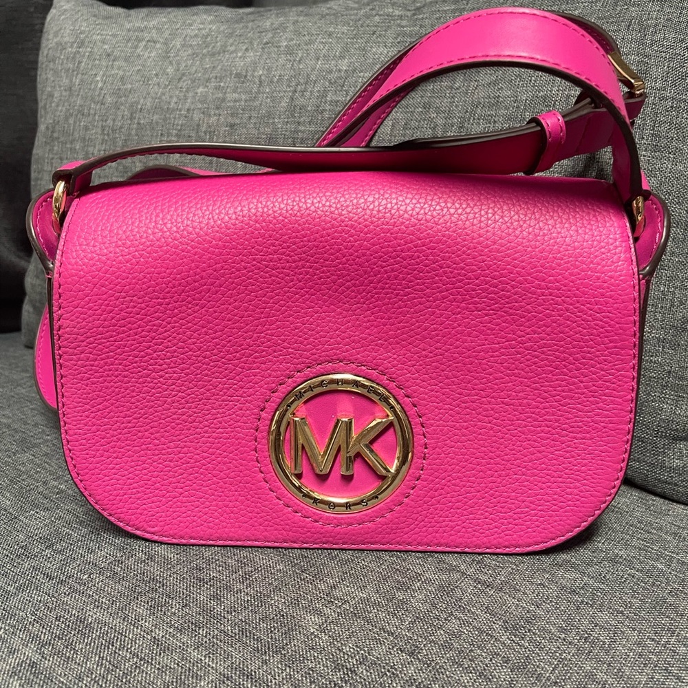 MK SAMIRA SOLD